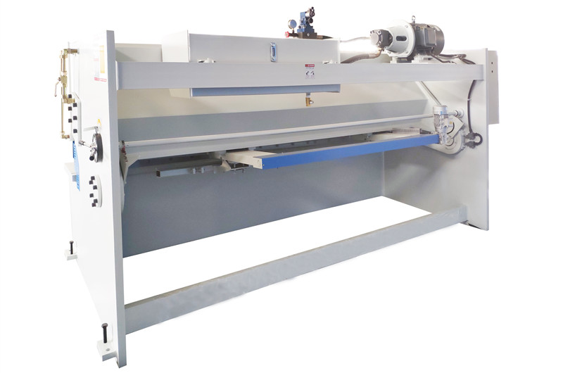 Swing Beam Shearing Machine